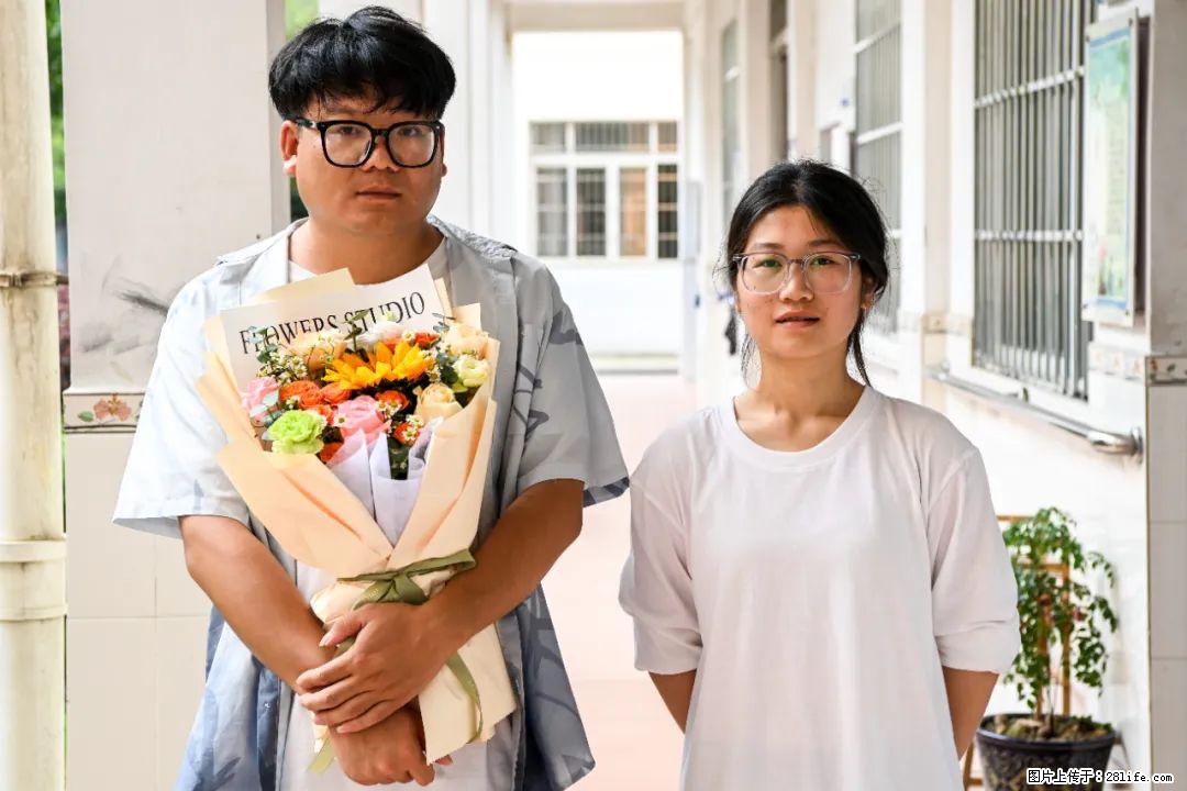 全网追的“扁担女孩”,找了一份暑假工,时薪12元 - 酒泉生活资讯 - 酒泉28生活网 jq.28life.net